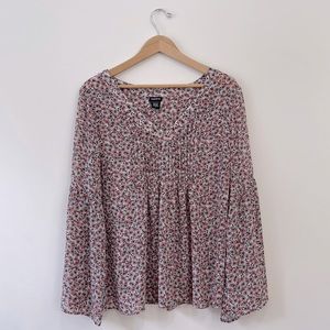 Torrid Women’s Tops floral print long sleeves blouse polyester size 2